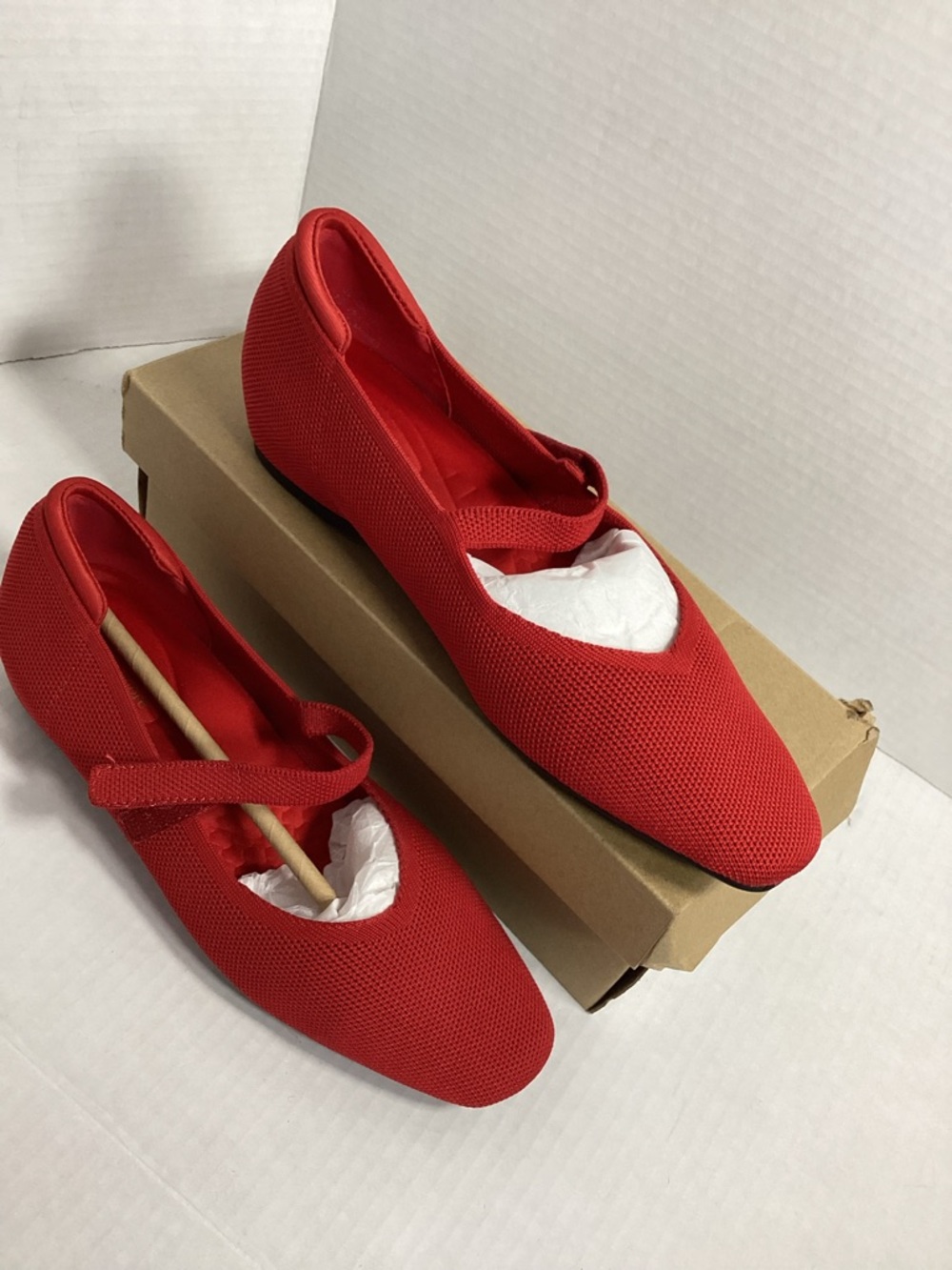 NWT Women's Red Mary Jane Flats with Comfortable Strap so 7:5 - Picture 4 of 6